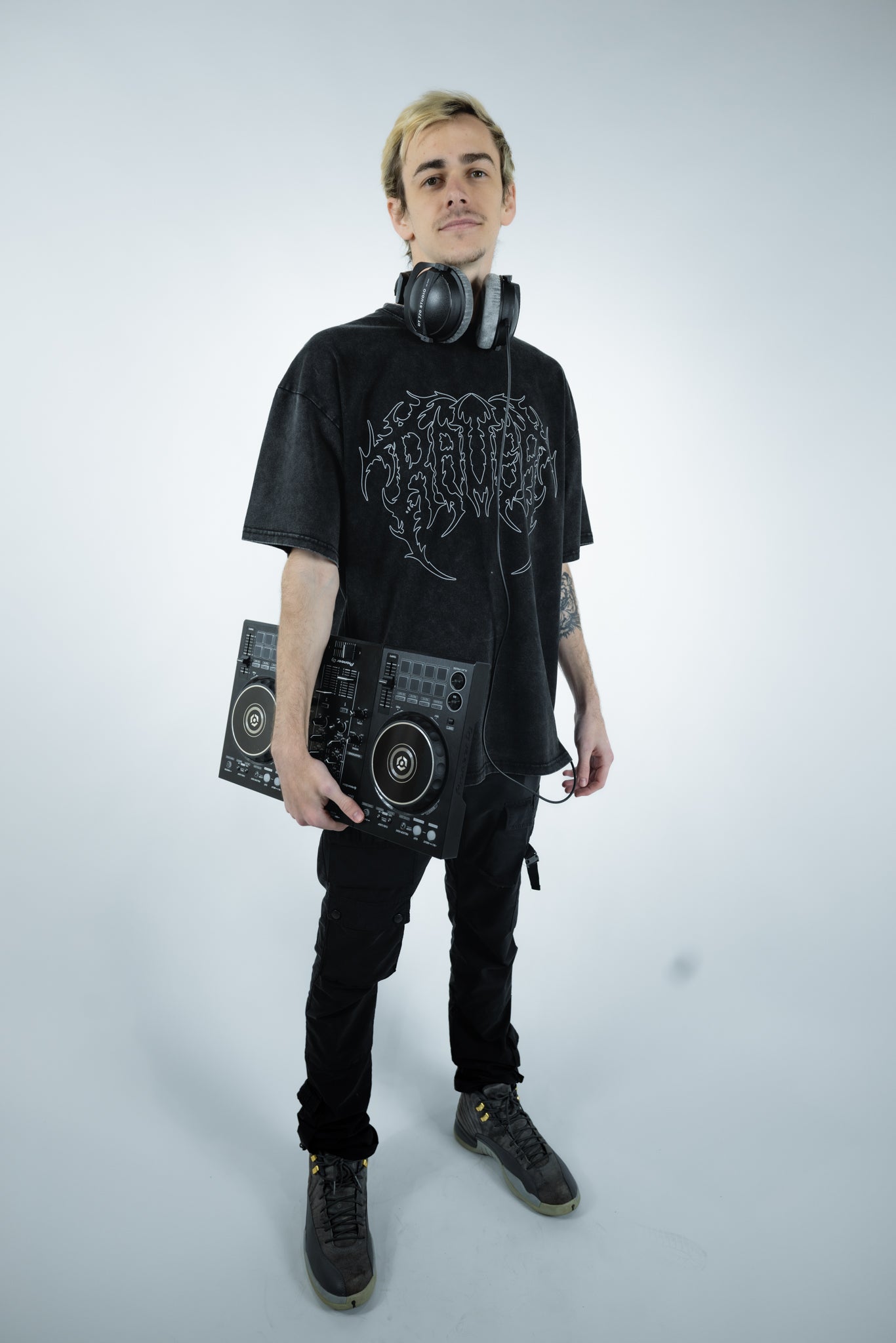 Raver Sigil Oversized Tee | Acid Black