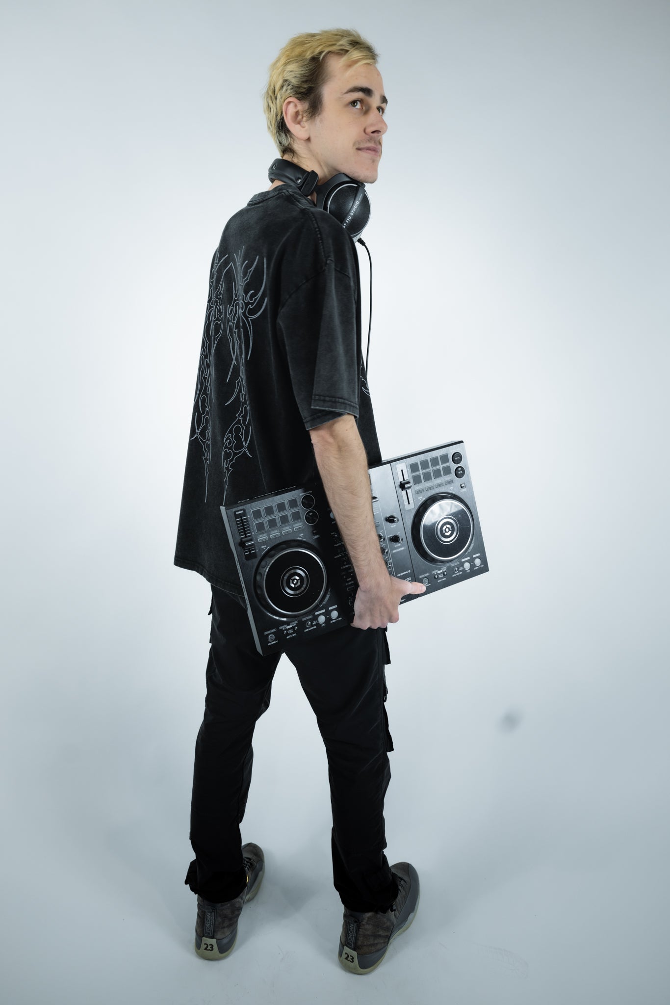 Raver Sigil Oversized Tee | Acid Black